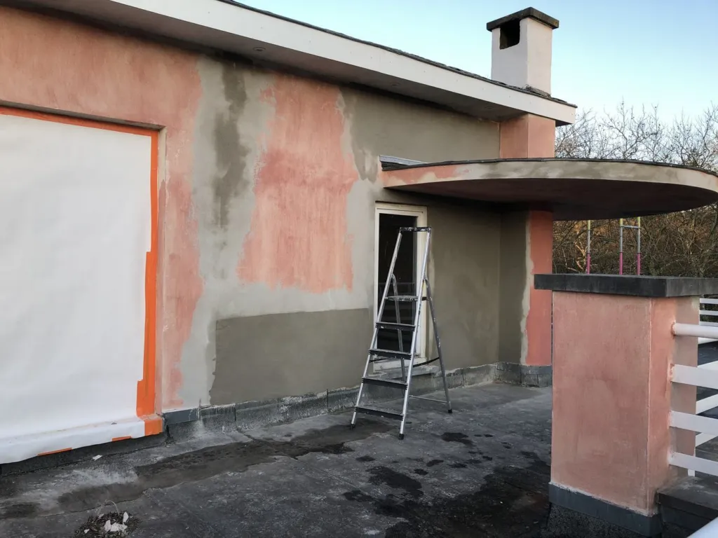 Préparation des parois de la terrasse haute