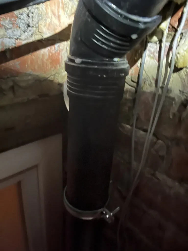 Détail des assemblages verticaux de la canalisation