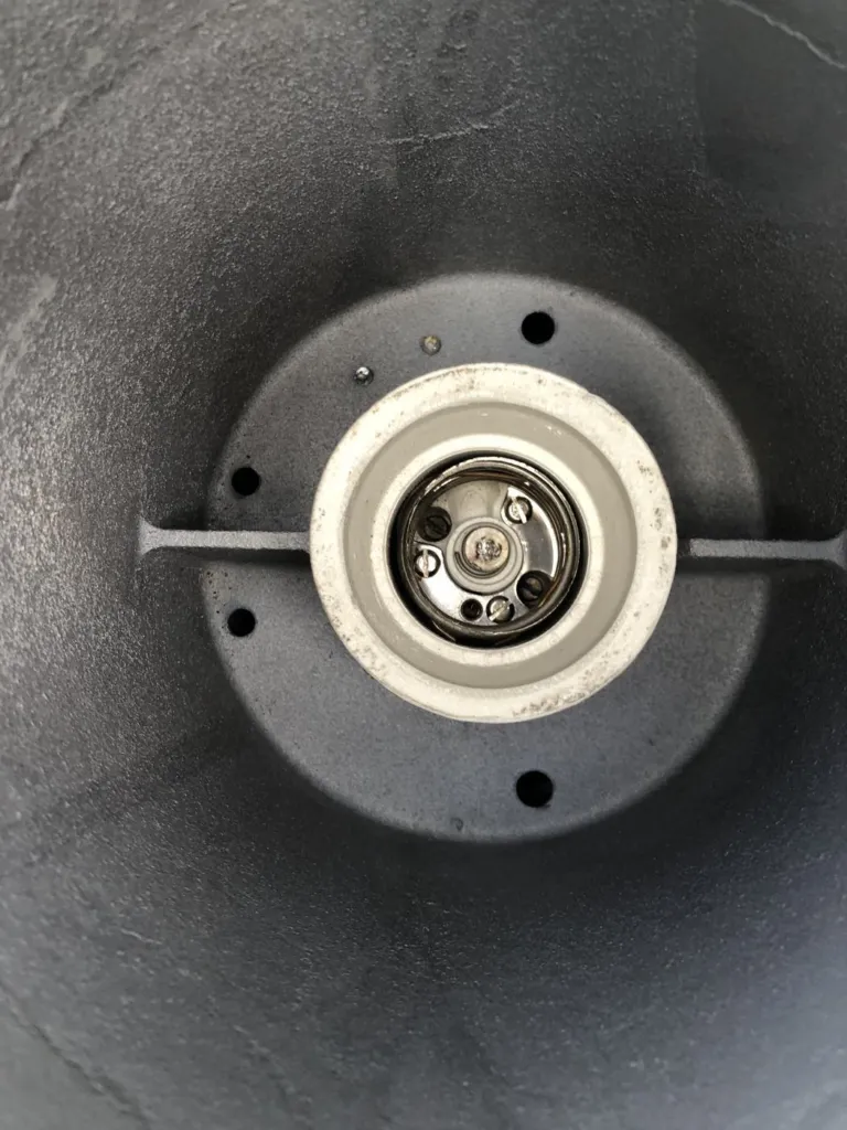 Détail de la douille d'un projecteur